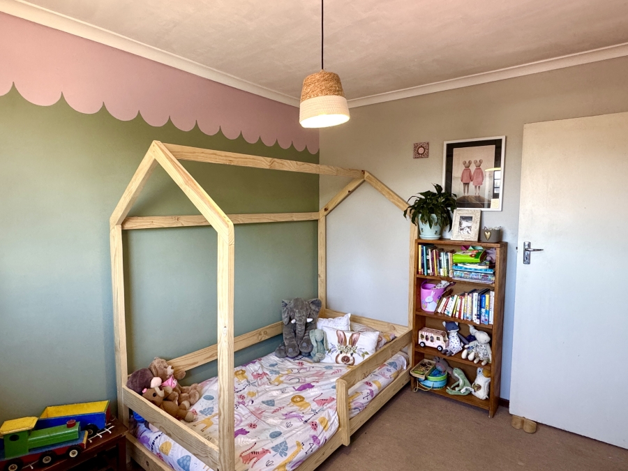 3 Bedroom Property for Sale in Glen Ive Western Cape